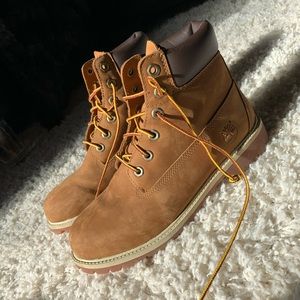 Like-New Timberland Boots!